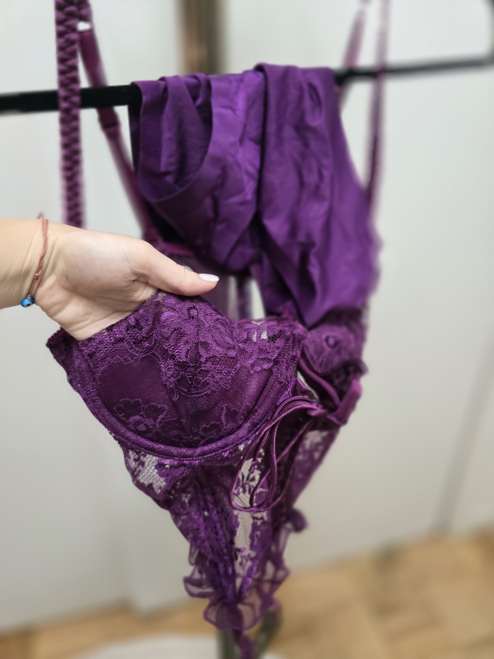 Victoria's Secret Plum Lace Bustier Corset - Picture 5 of 7